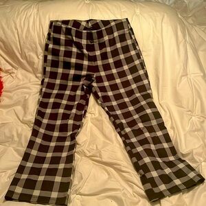 Woman dress pant or nice legging - Size says XL but seems like a M/L (size 10) -